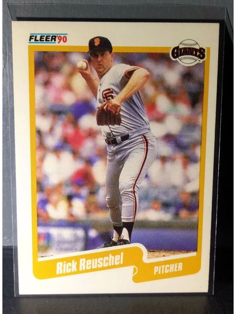 1990 Rick Reuschel Fleer Baseball Card #68